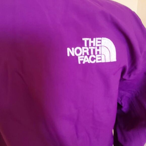 THE NORTH FACE Womens Waterproof Hooded Zippered Rain Jacket Medium - Picture 7 of 16